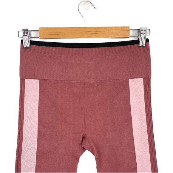 Fabletics High Waisted Seamless Colorblock Legging - Picture 9 of 14